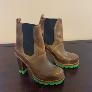 HUNTER LIMITED EDITION BOOT HEEL